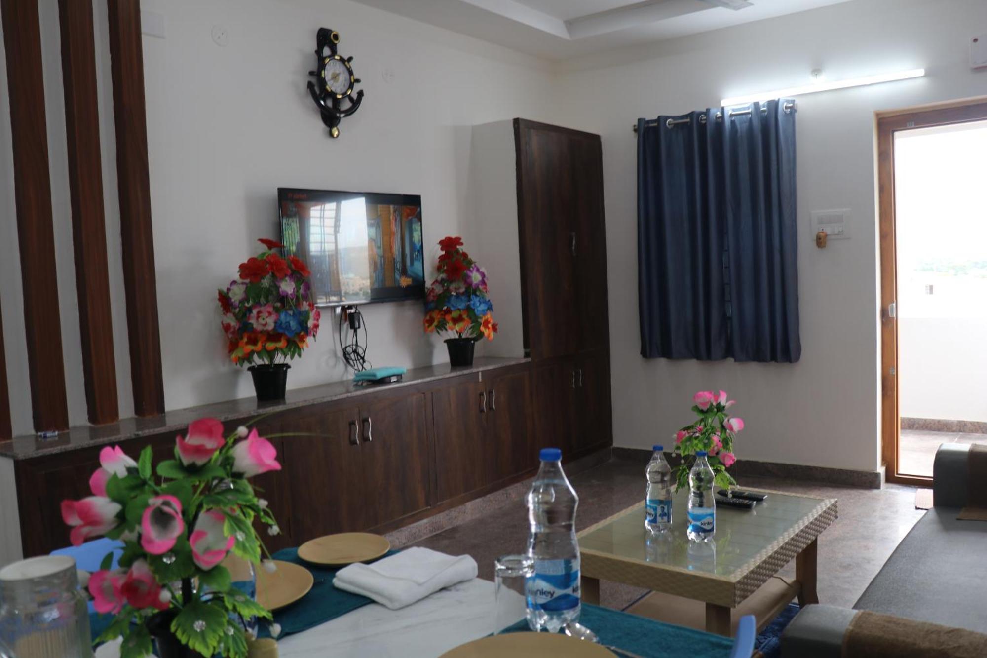 Leo Home Stay Tirupati Eksteriør bilde